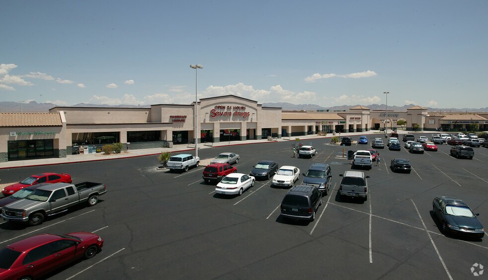 2350 Miracle Mile, Bullhead City, AZ à louer - Photo de l’immeuble – Image 2 sur 19