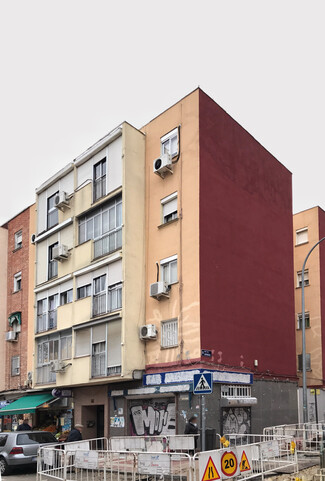 Plus de détails pour Calle Del Castillo De Simancas, 22, Madrid - Local commercial à louer