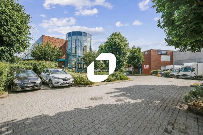 Bureau dans Goussainville à louer Photo de l’immeuble– Image 1 sur 5