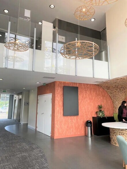 556 Avenue Willy Brandt, Lille à louer - Hall d’entrée – Image 3 sur 21