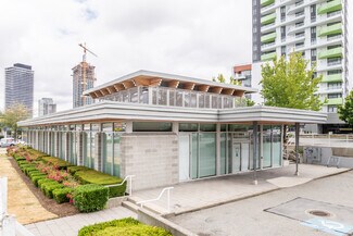 Plus de détails pour 13747 104th Ave, Surrey, BC - Local commercial à vendre