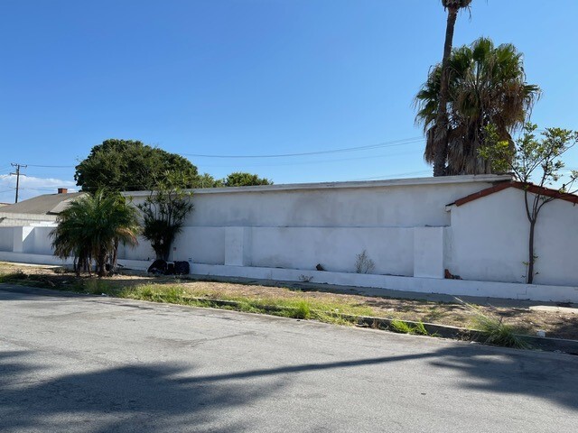 3669 W Slauson Ave, Los Angeles, CA à vendre - Photo de l’immeuble – Image 2 sur 11