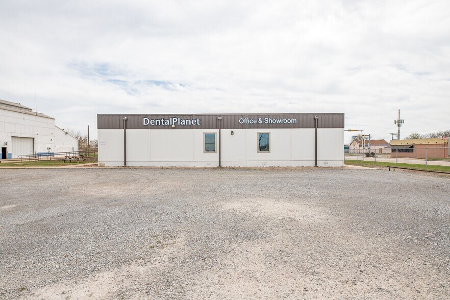 707 N Scott Ave, Wichita Falls, TX à louer - Photo de l’immeuble – Image 1 sur 25