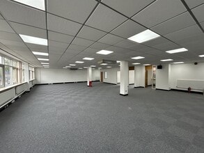 1-3 Cross St, Wakefield à louer Photo intérieure– Image 2 sur 2