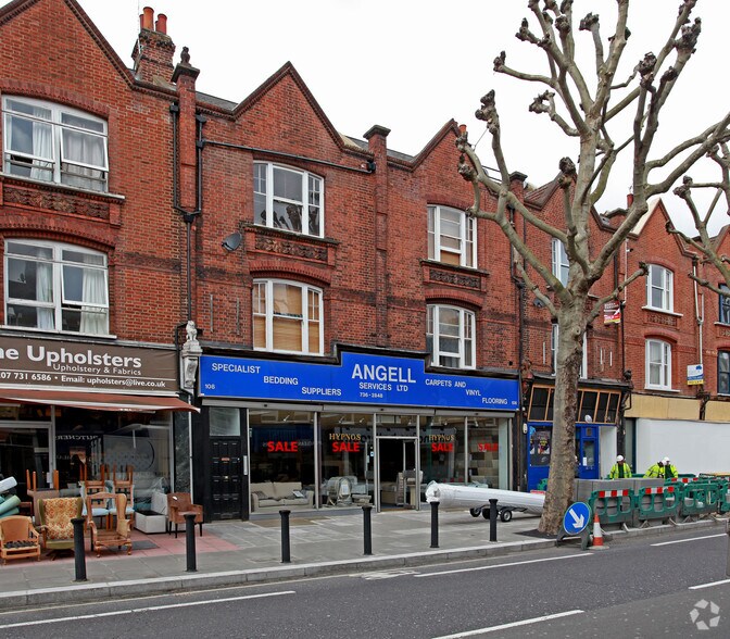 106-108 Wandsworth Bridge Rd, Londres à vendre - Photo principale – Image 1 sur 8