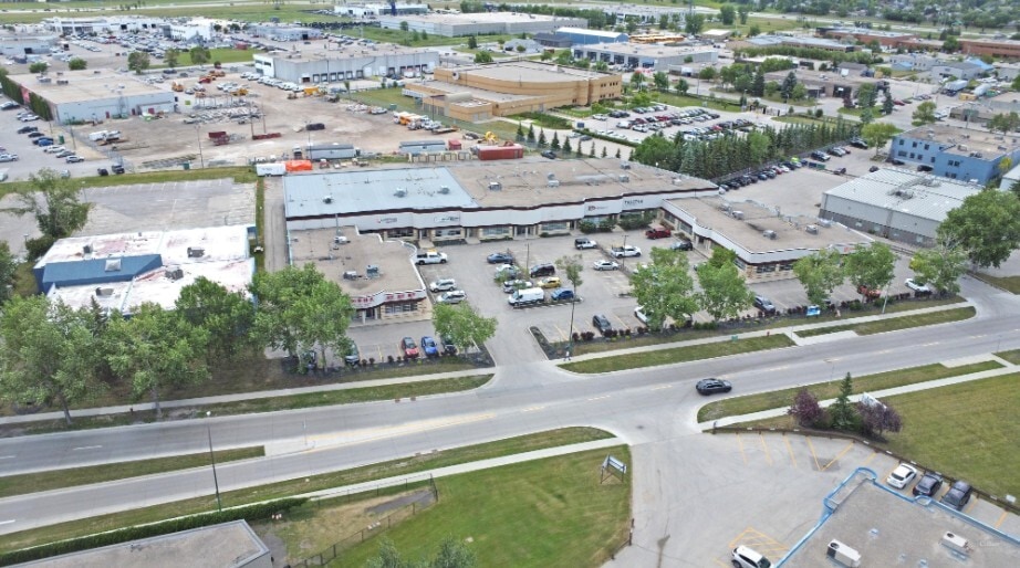 62 Scurfield Blvd, Winnipeg, MB à louer - Aérien – Image 2 sur 5