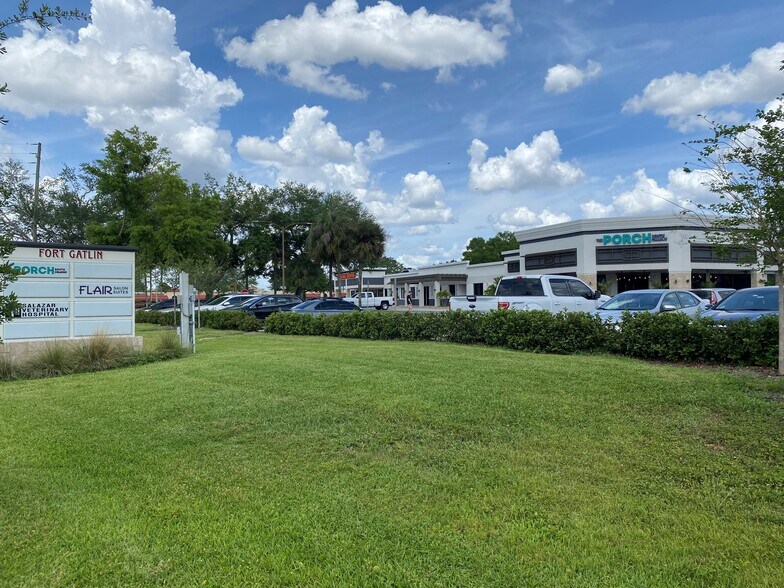 75-117 Gatlin Ave, Orlando, FL à louer - Photo de l’immeuble – Image 2 sur 13