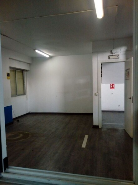 Avenida Hacienda San Antonio, SEVILLA, Sevilla à louer - Photo de l’immeuble – Image 2 sur 7