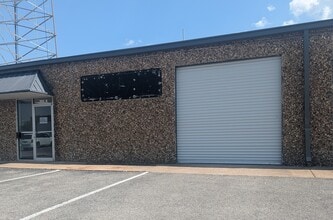 605 S Sherman St, Richardson, TX à louer Photo intérieure– Image 1 sur 6
