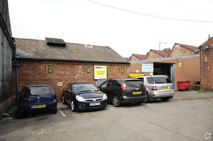 Radford Rd, Nottingham à louer - Photo principale – Image 1 sur 12