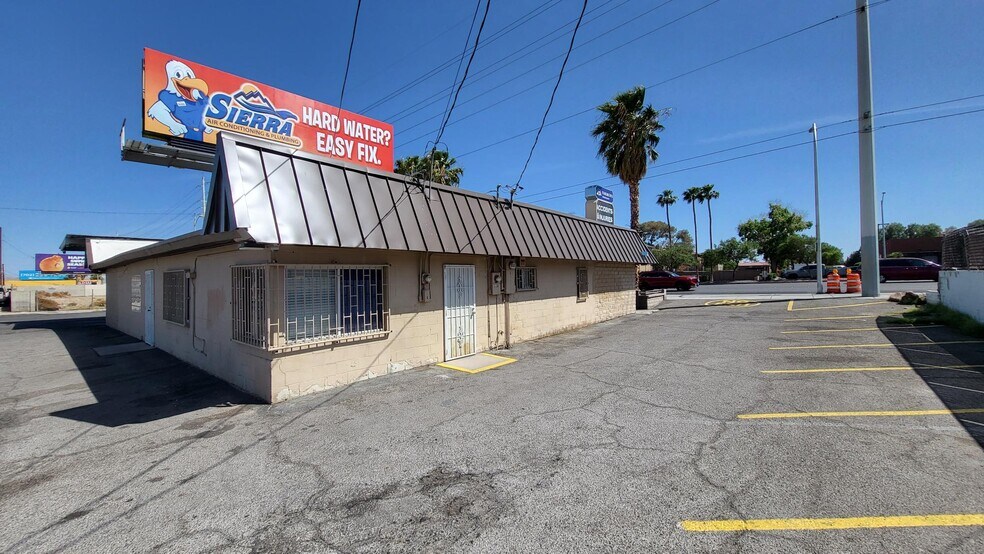1380 E Sahara Ave, Las Vegas, NV à vendre - Photo de l’immeuble – Image 3 sur 66