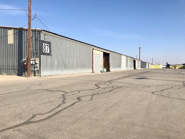 99 Washington St, Bakersfield, CA à vendre - Photo de l’immeuble – Image 3 sur 13