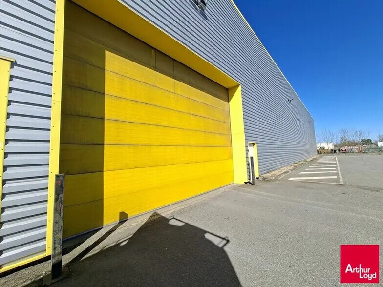 Industriel/Logistique dans Champagné à louer - Photo de l’immeuble – Image 3 sur 6