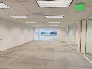 150 Spear St, San Francisco, CA à louer Photo intérieure– Image 2 sur 7