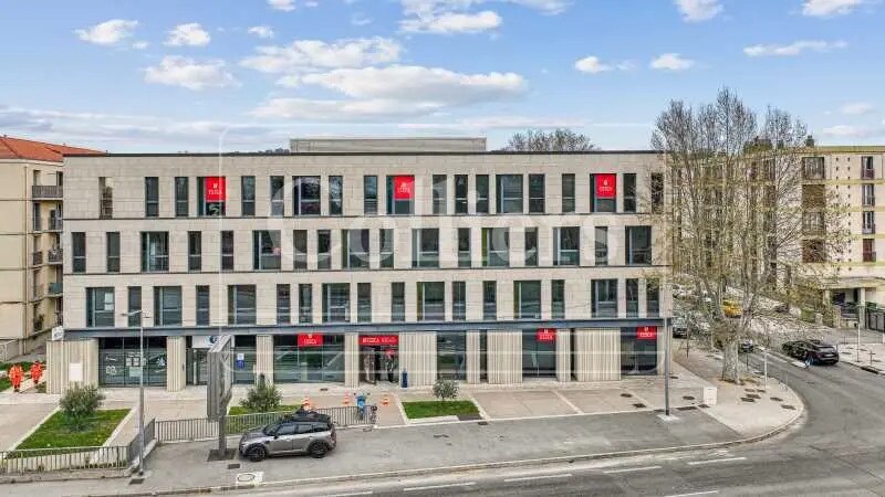 Bureau dans Aix-en-Provence à louer - Photo de l’immeuble – Image 2 sur 7