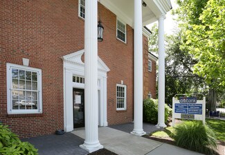 Plus de détails pour 209 W Main St, Riverhead, NY - Bureau à louer
