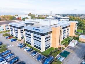 Park Ave, Almondsbury à louer Photo de l’immeuble– Image 1 sur 5