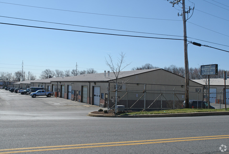 950 Ridge Rd, Claymont, DE à louer - Photo de l’immeuble – Image 1 sur 1