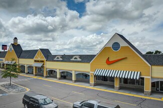 Plus de détails pour 1475 N Burkhart Rd, Howell, MI - Local commercial à louer