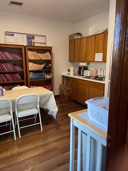 1240 Hospital Dr, Mount Pleasant, SC à louer - Photo de l’immeuble – Image 3 sur 12