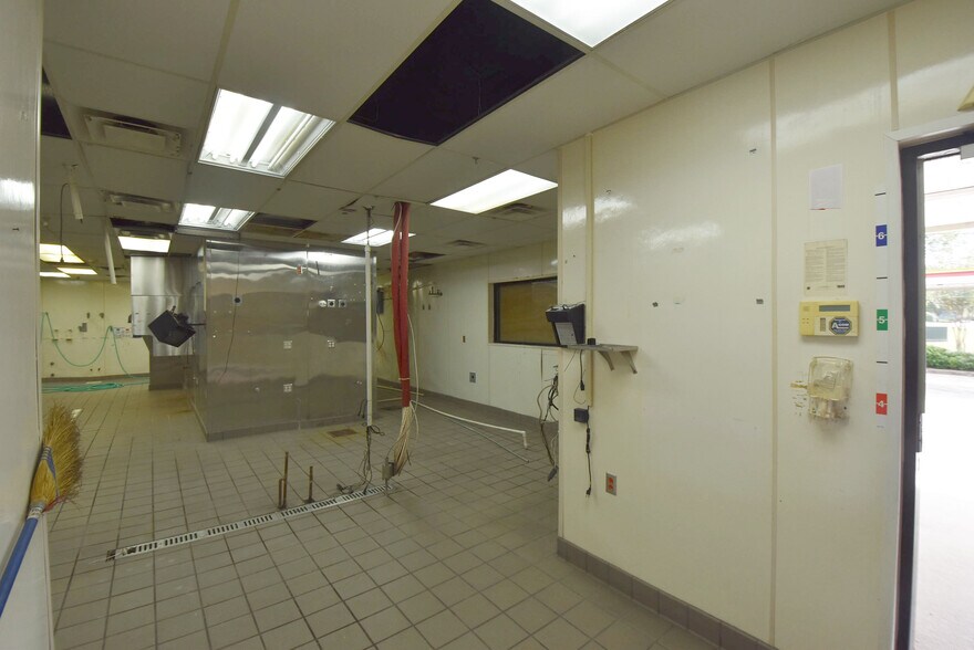 64 Carriage Oaks Dr, Tyrone, GA à louer - Photo de l’immeuble – Image 3 sur 51