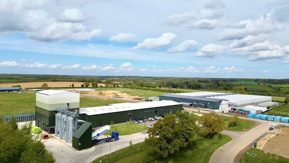 Dereham Rd, Norwich à vendre - Photo principale – Image 2 sur 12