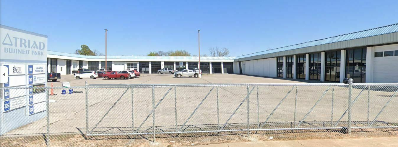 101-193 Triad Village Dr, Norman, OK à louer Photo de l’immeuble– Image 1 sur 12