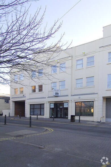 93-95 Bedford St, Leamington Spa à louer - Photo de l’immeuble – Image 3 sur 14