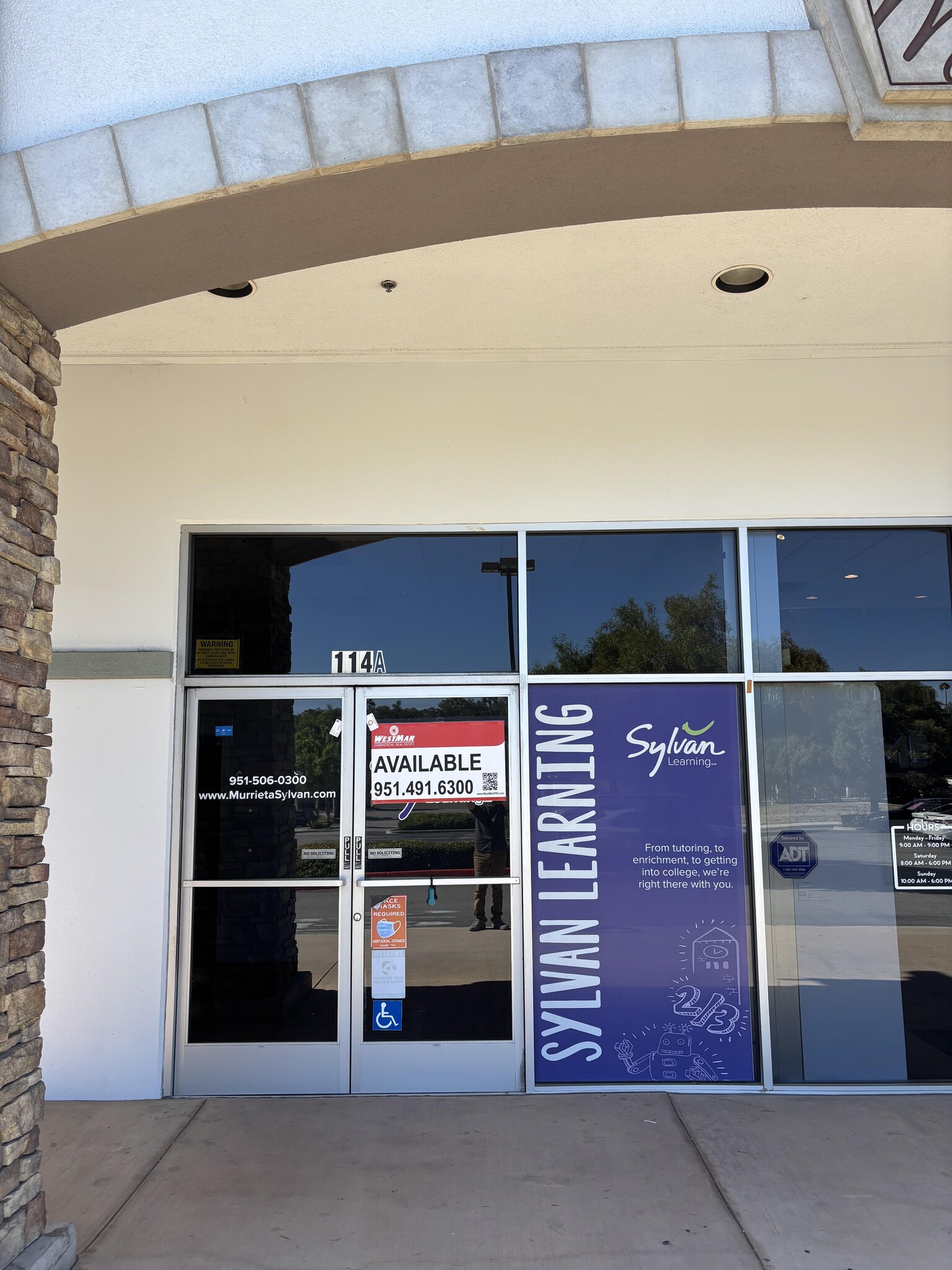 39400 Murrieta Hot Springs Rd, Murrieta, CA à louer Photo de l’immeuble– Image 1 sur 3