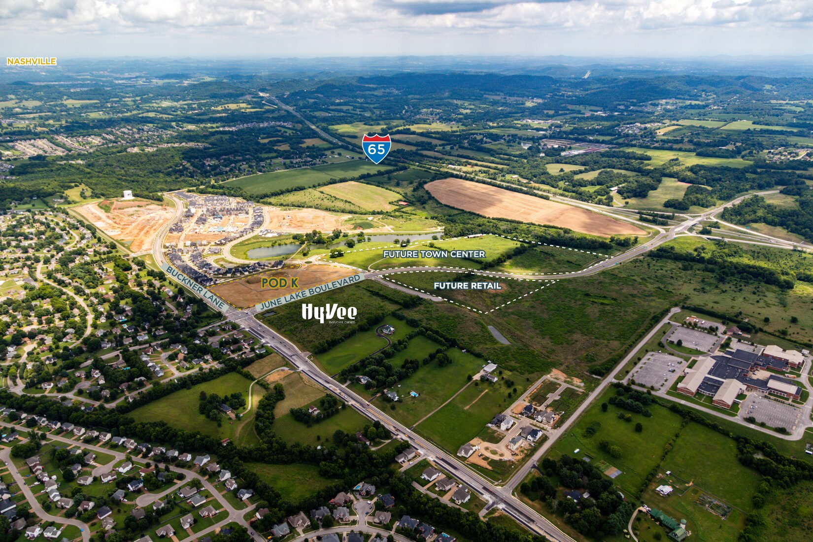 June Lake Blvd, Spring Hill, TN à vendre Photo principale– Image 1 sur 5