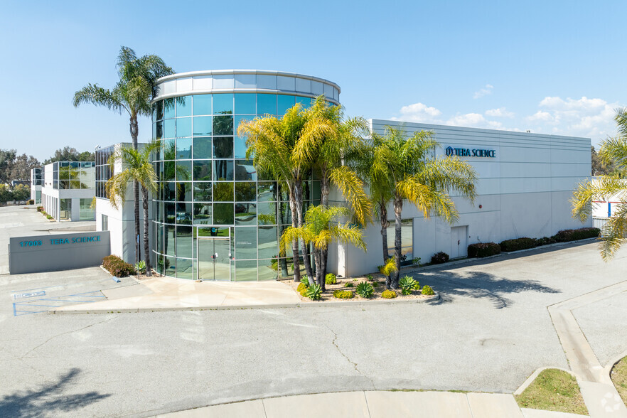 17003-17005 Evergreen Pl, City Of Industry, CA à louer - Photo de l’immeuble – Image 1 sur 6