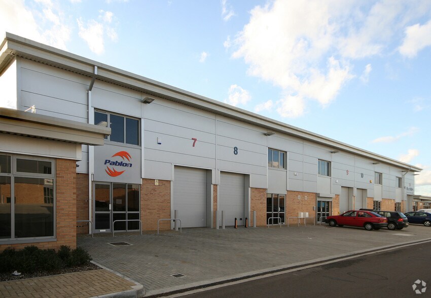 6-12 Greenway, Harlow à louer - Photo de l’immeuble – Image 2 sur 4
