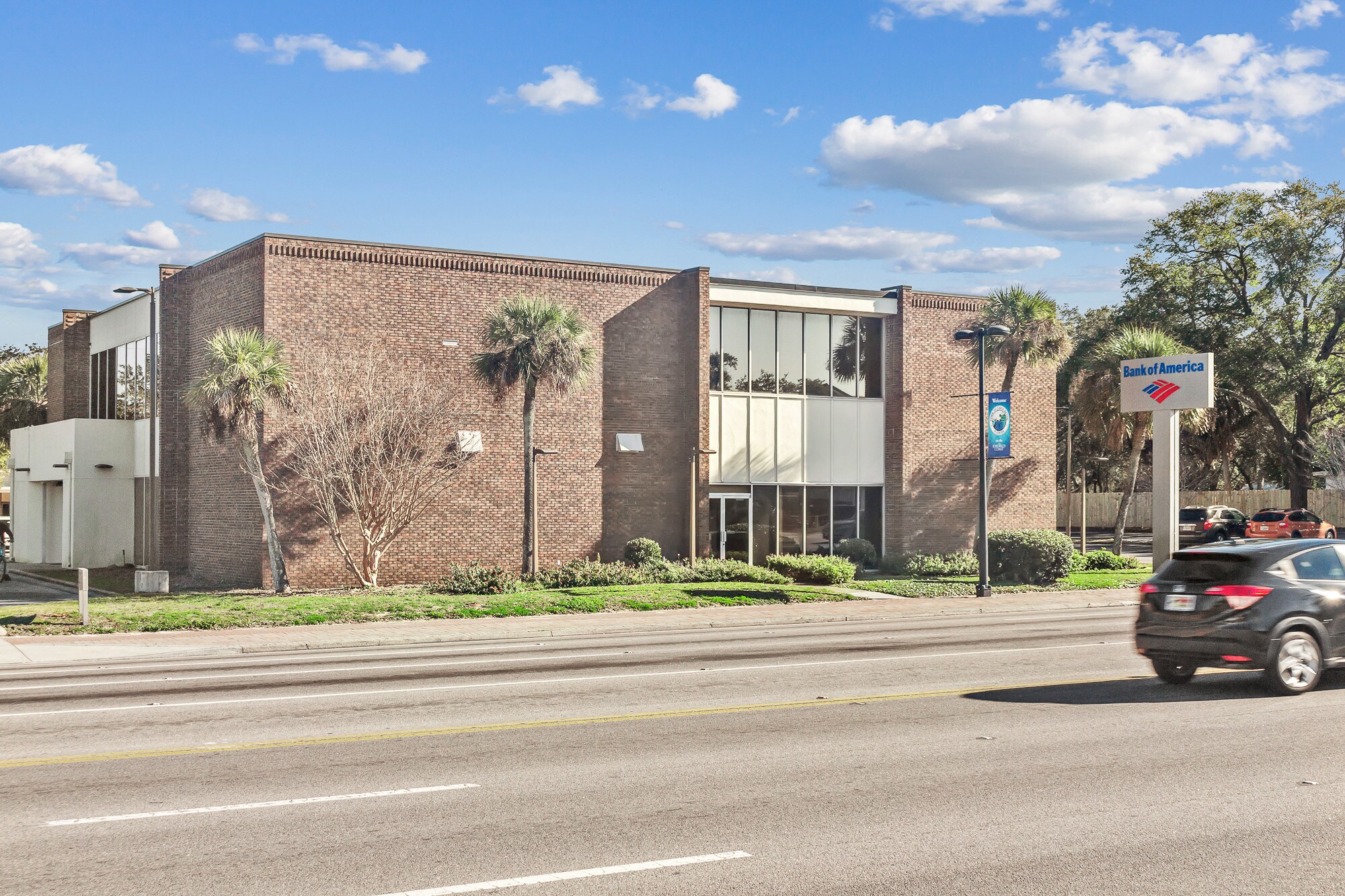 189 Eglin Pky NE, Fort Walton Beach, FL à louer Photo de l’immeuble– Image 1 sur 10