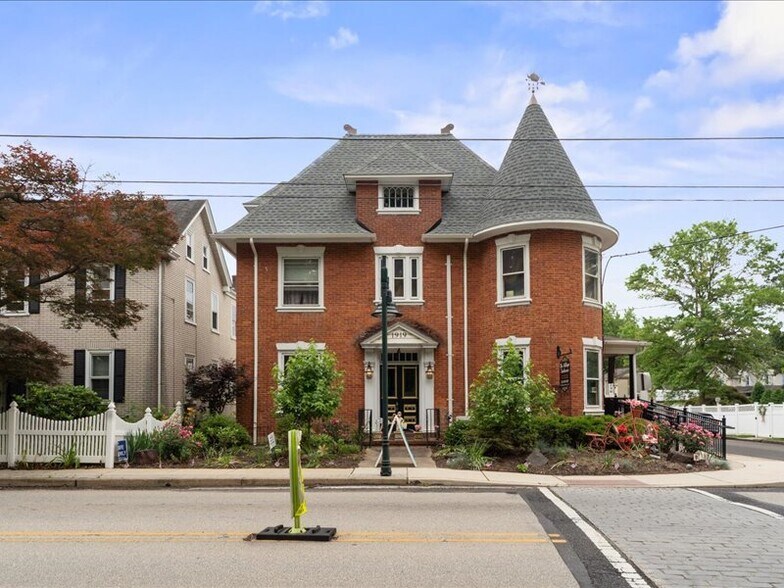 1919 W Point Pike, Lansdale, PA à vendre - Photo de l’immeuble – Image 2 sur 26