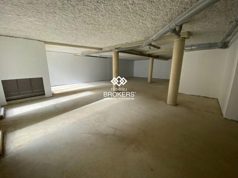 Local commercial dans Villefranche-sur-Saône à vendre - Photo de l’immeuble – Image 1 sur 7