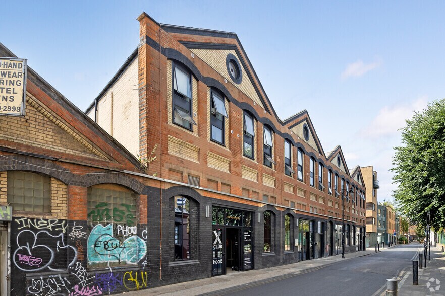 114 Cheshire St, Londres à louer - Photo de l’immeuble – Image 2 sur 3