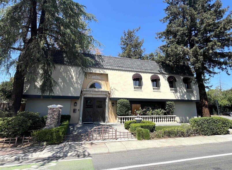 2787 Moorpark Ave, San Jose, CA à vendre - Photo principale – Image 1 sur 14