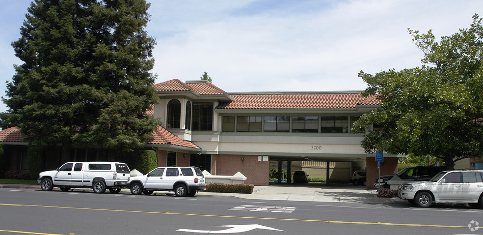 3200 Danville Blvd, Alamo, CA à louer - Photo principale – Image 1 sur 4