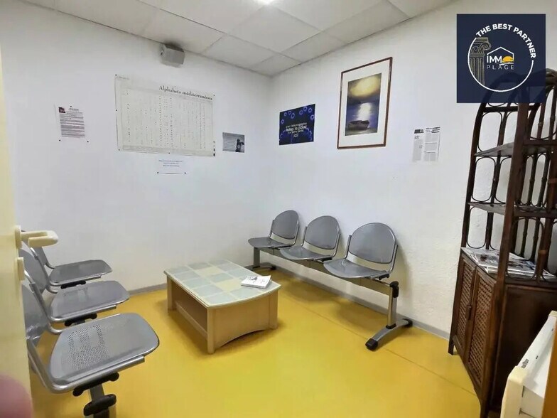 Bureau dans Béziers à louer - Photo de l’immeuble – Image 3 sur 10