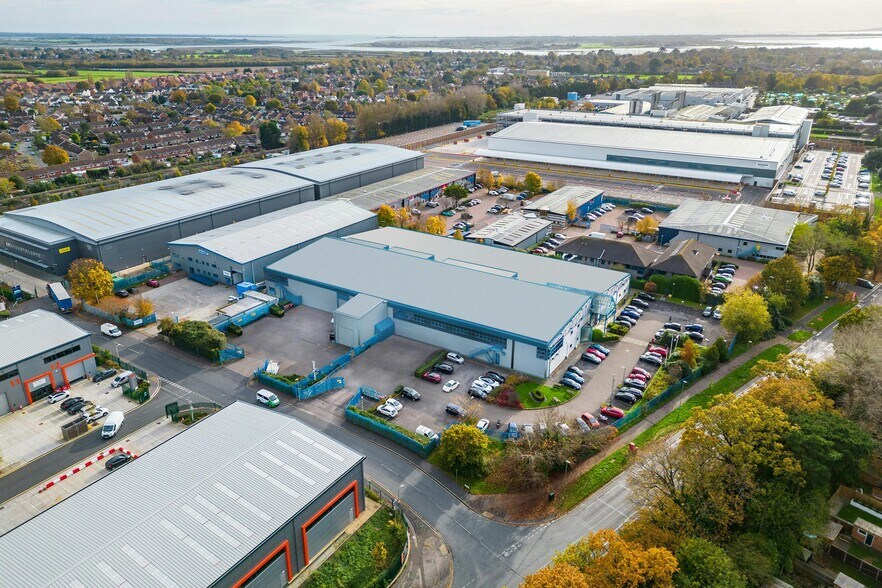 36 New Ln, Havant à louer - Photo de l’immeuble – Image 2 sur 2