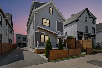 Plus de détails pour 340 Main St, Everett, MA - Local d’activités à vendre