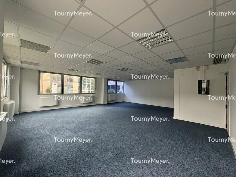 Bureau dans Labège à louer - Photo de l’immeuble – Image 3 sur 4