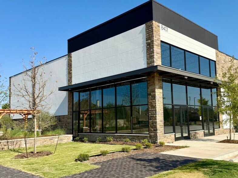 8401 Judges Way, Frisco, TX à louer - Photo de l’immeuble – Image 1 sur 5
