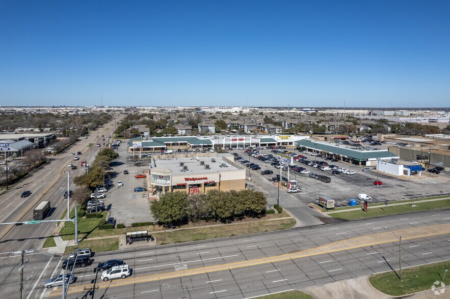11411 Northwest Hwy, Dallas, TX à louer - Aérien – Image 3 sur 7