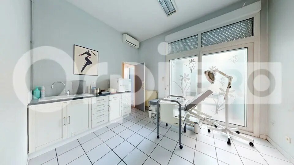 Local d'activités dans Arras à vendre - Photo intérieure – Image 3 sur 12