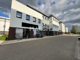 Plus de détails pour Local d'activités à louer