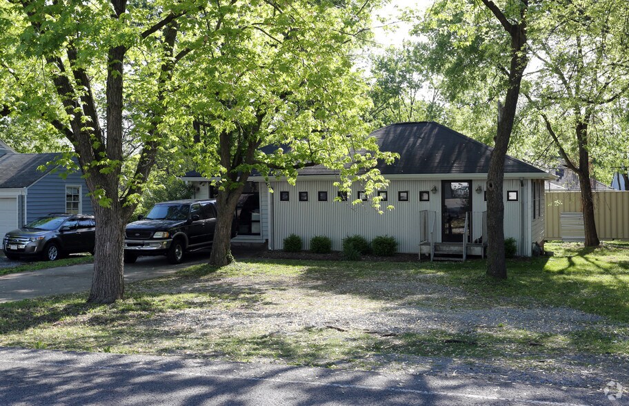 2820 Columbine Pl, Nashville, TN à vendre - Photo de l’immeuble – Image 2 sur 2