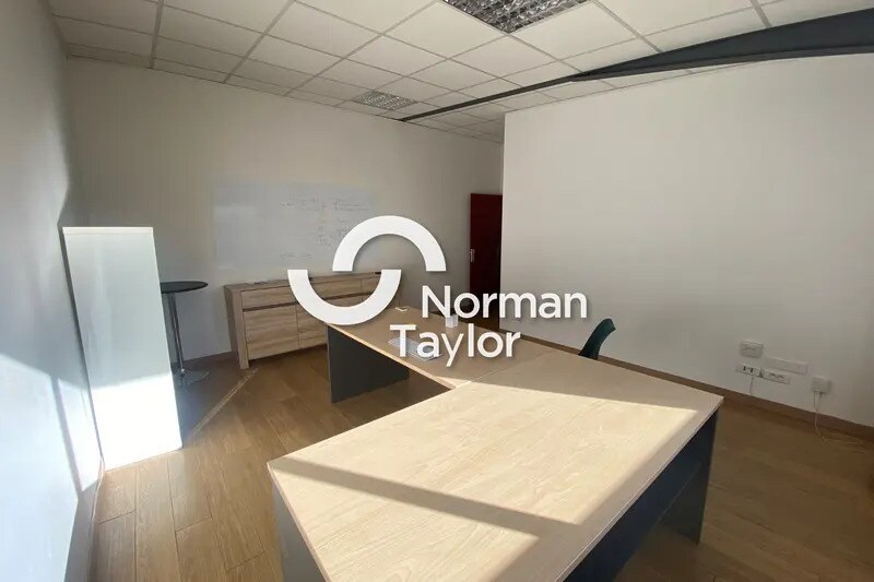 Bureau dans Montpellier à louer - Photo de l’immeuble – Image 1 sur 7