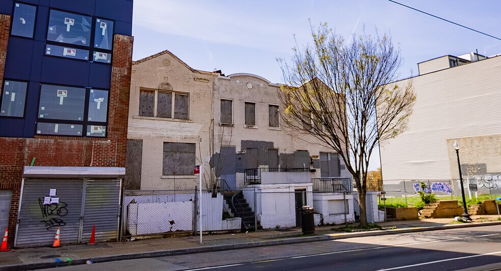 2023 Benning Rd NE, Washington, DC à vendre - Photo de l’immeuble – Image 3 sur 5