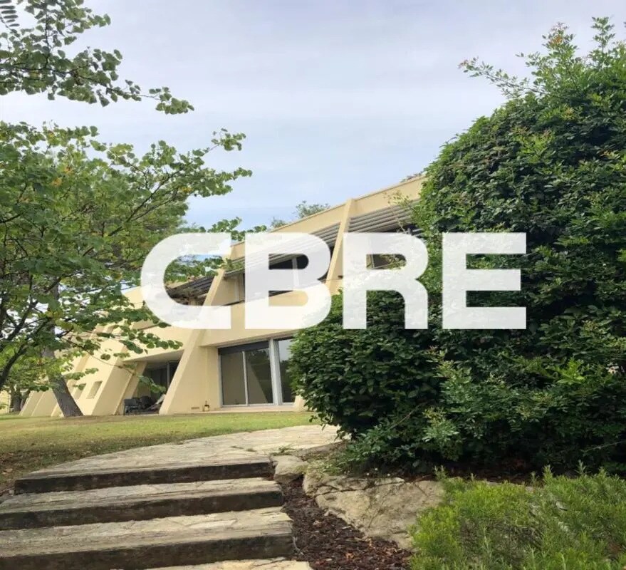 Local d’activités dans SOPHIA ANTIPOLIS à louer Photo de l’immeuble– Image 1 sur 8